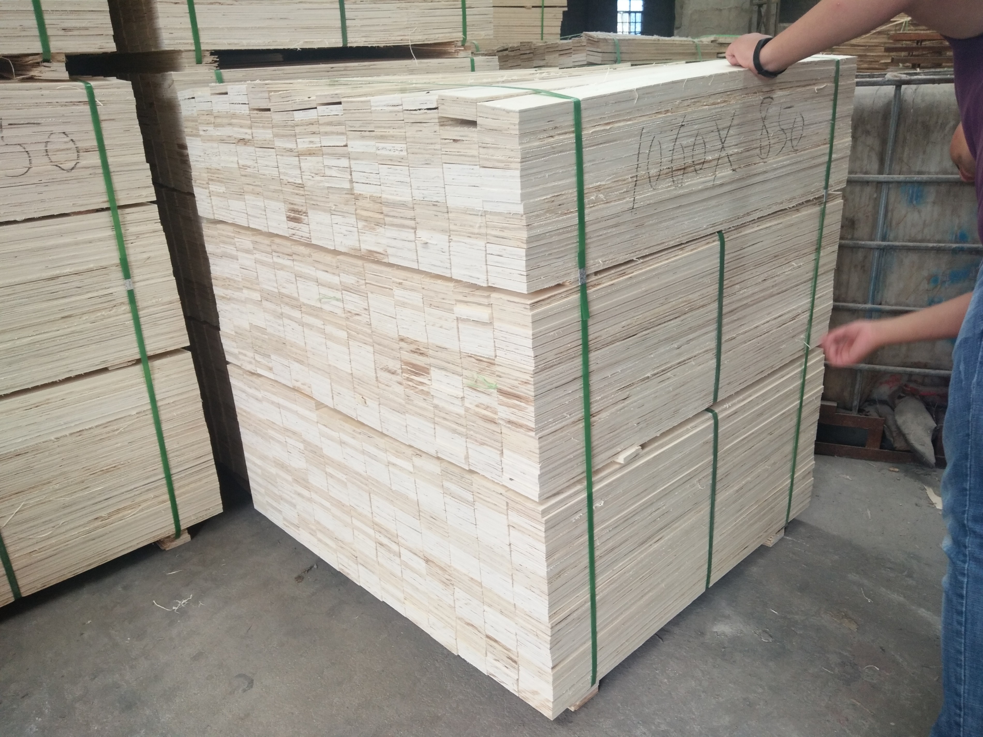 high density LVL slats for wooden pallet