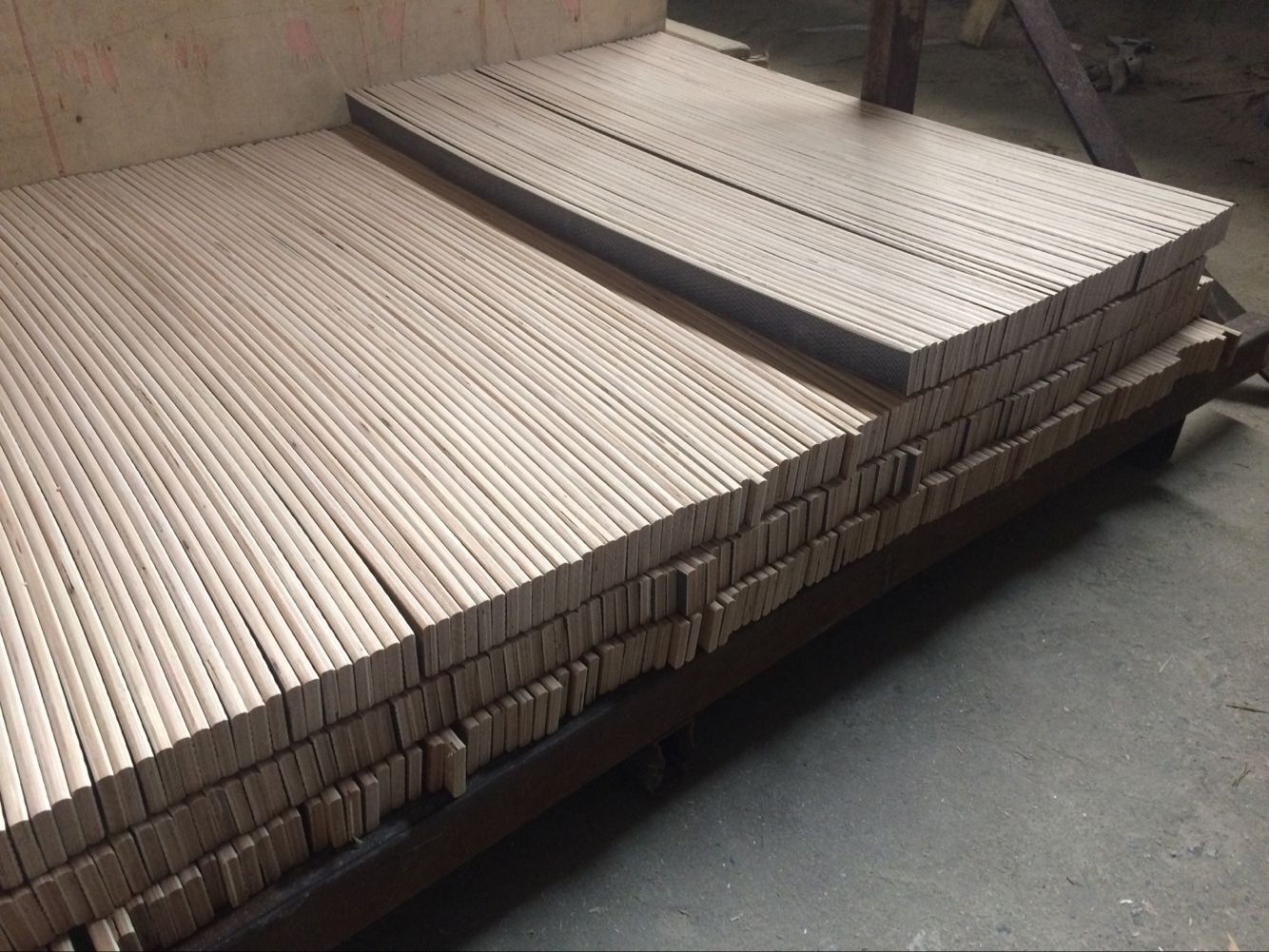 E1 glue sanding surface LVL bed slats(图5)
